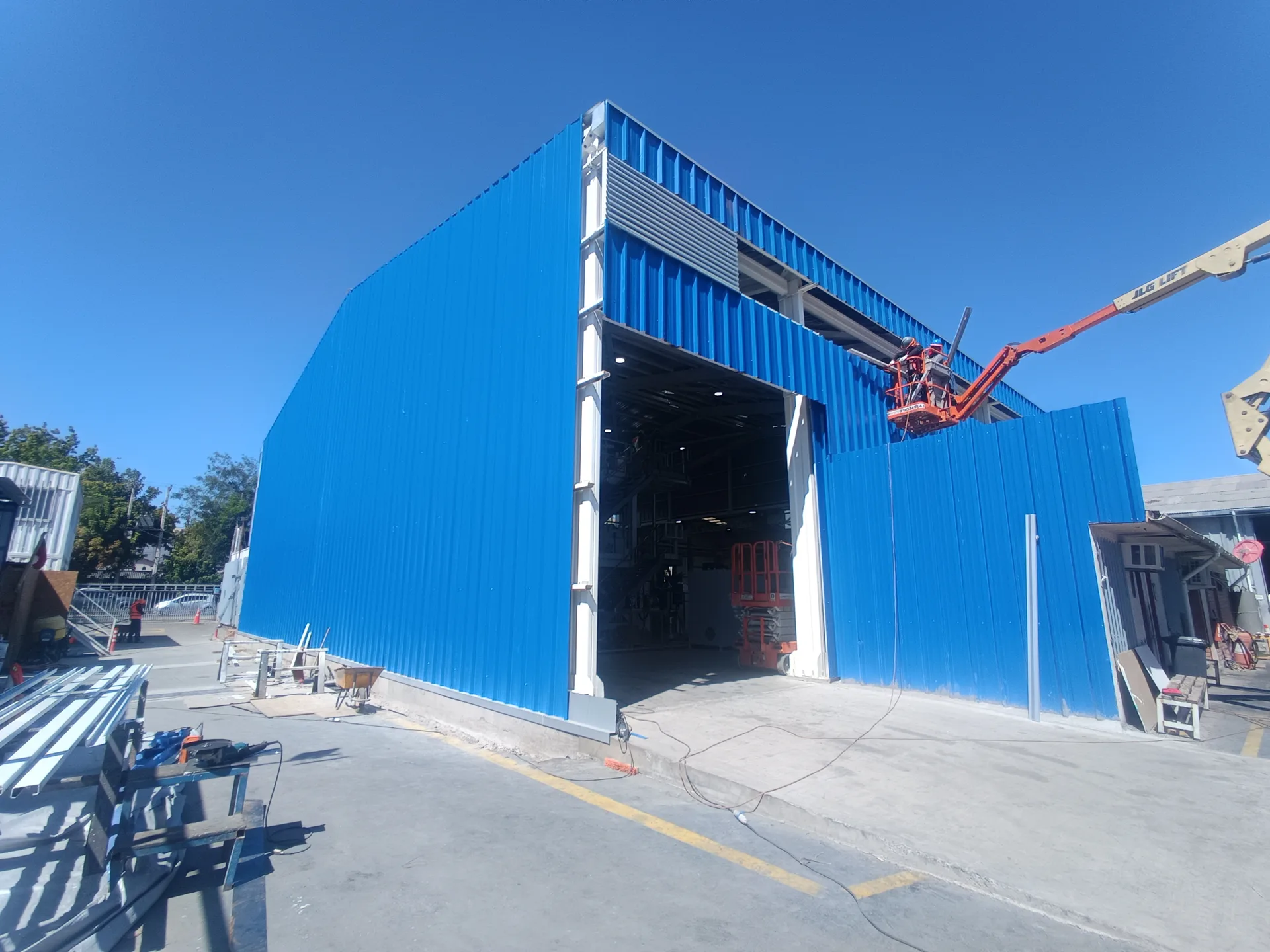 Construcción de nave industrial, bodega terminada