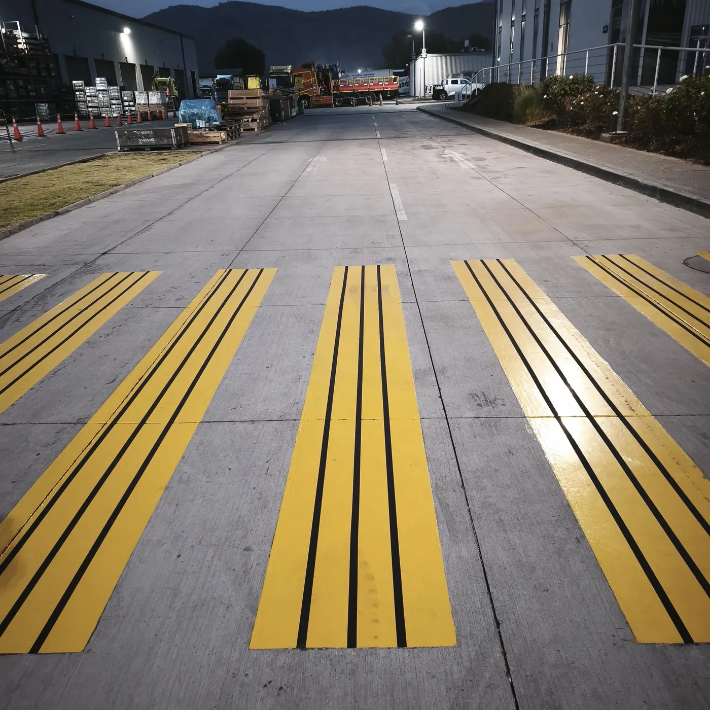 Demarcación y Señalética Vial Industrial — fotografía 4 de 7